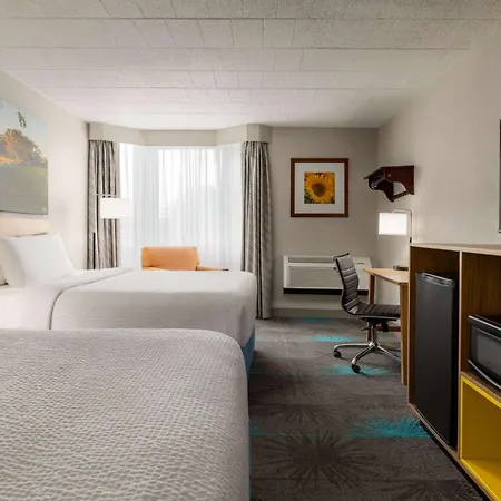 Days Hotel By Wyndham Allentown Airport / Lehigh Valley-3